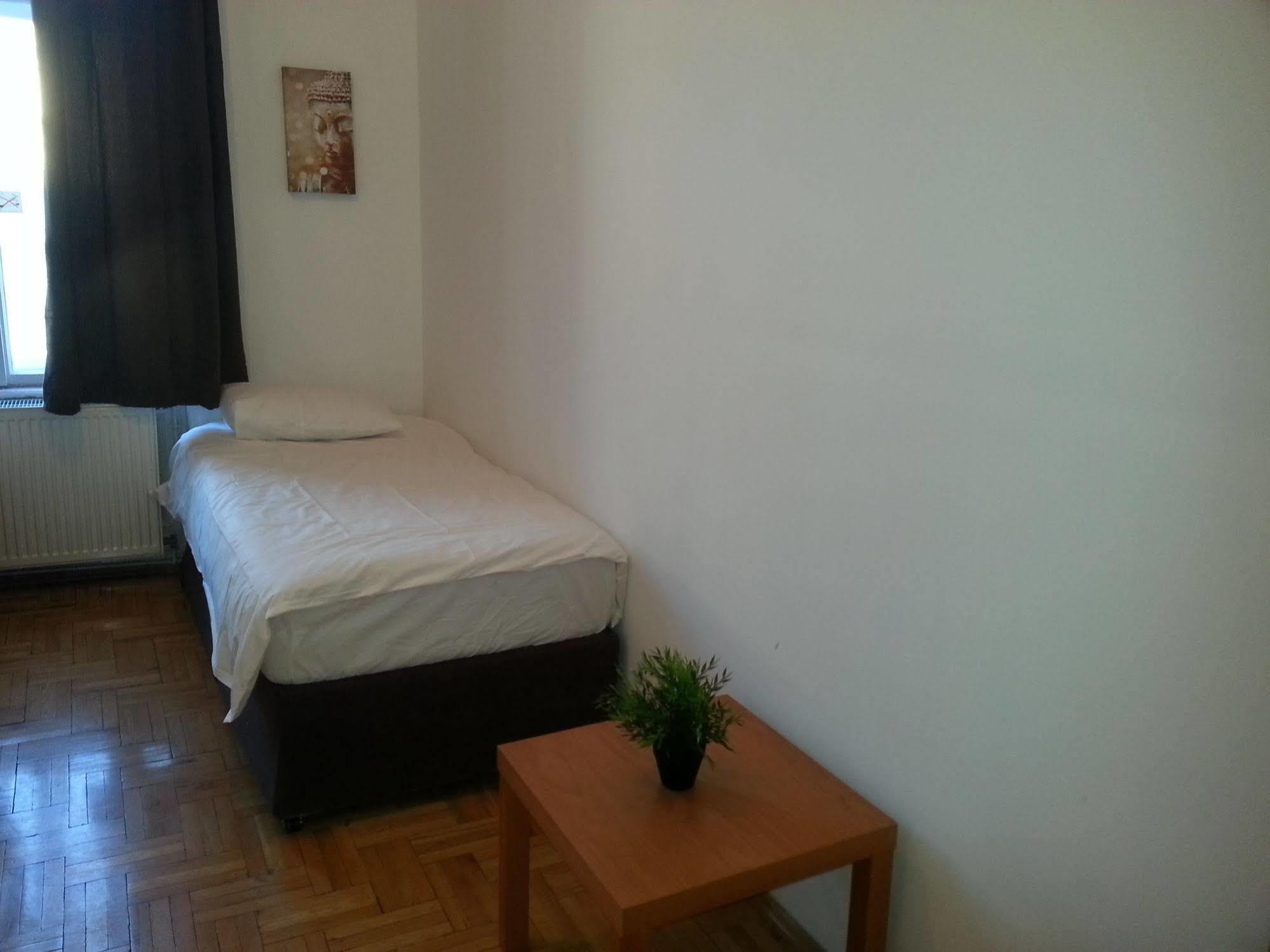 Caterina Private Rooms And Apartments Budapest Exterior foto
